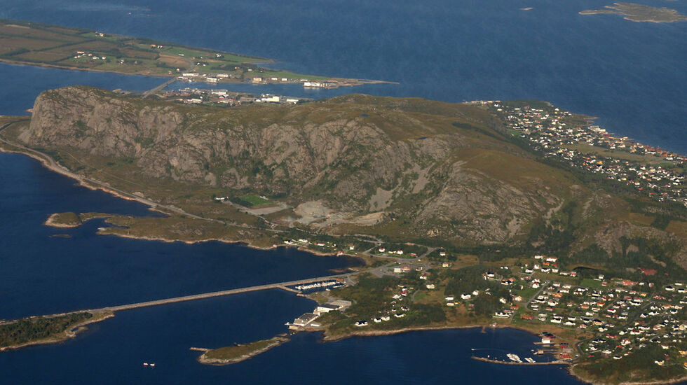 Valderøya fra lufta. Foto: Arnt Flatmo