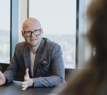 De virksomhetene som klarer seg best under et cyberangrep, har én ting til felles: De øver, sier Jørgen Rørvik. (Foto: Sopra Steria