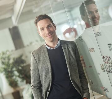 «Formell utdanning sier lite om hva folk faktisk kan.» Et viktig påminnelse fra Andreas Berfenstam om hvorfor vi må se forbi papirer – og heller se etter potensial (Foto: Mikkel Moxness)