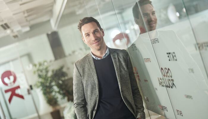 «Formell utdanning sier lite om hva folk faktisk kan.» Et viktig påminnelse fra Andreas Berfenstam om hvorfor vi må se forbi papirer – og heller se etter potensial (Foto: Mikkel Moxness)