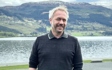«Evnen til å se hele mennesket kan i siste instans avgjøre om organisasjonen lykkes eller feiler.»(Fotograf: Åsmund Aarsand)