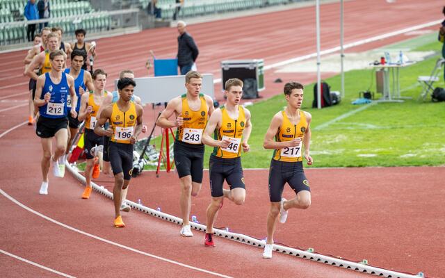 Menn 1500 meter. (Foto: Samuel Hafsahl)