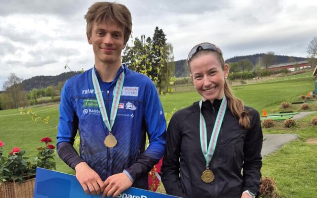 Ole Tafjord Suhrke og Liv Tone Heramb fikk både KM-gull og vinnerbonus i KM i terrengløp. (Foto: arrangør)