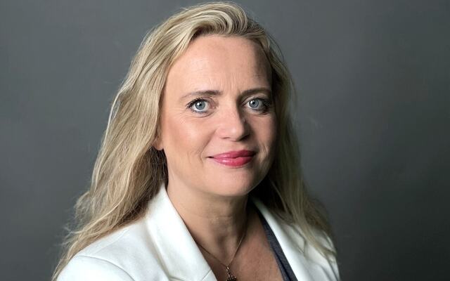 Gode ledere forteller ikke bare hva som skal gjøres – de forteller historier som får medarbeiderne til å finne svarene selv, sier psykolog og historieforteller Hilde Johanne Aafoss. (Foto: Marianne Bjørnbakk))