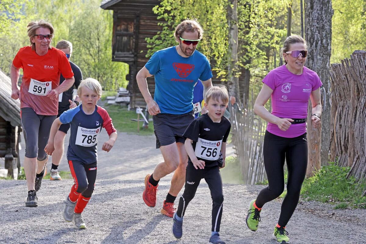 Fortsatt start andre pulje. Aksel Sandberg Tistel (756), Olav Sandberg (785) og Trond Bråten (591).