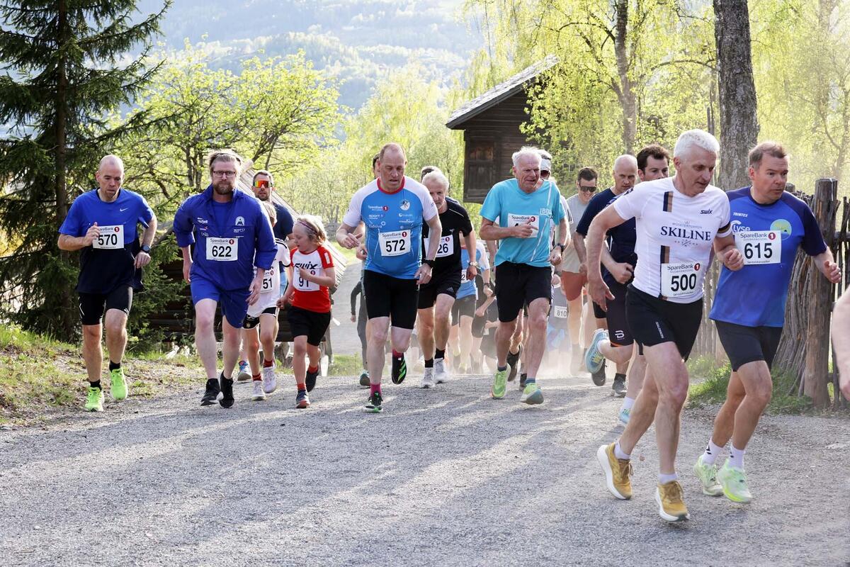Start andre startpulje. Eldar Engblom (615), Bjørn Ola Sætha (500), Ingulf Nordahl (572), Lars Erik Olsen (622) og Tom Martin Hartvigsen (570).