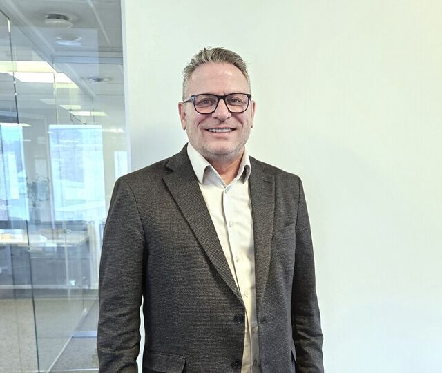 AI er ikke lenger en fremtidsvisjon – det er et konkret verktøy som allerede i dag kan gjøre lederhverdagen både enklere, mer effektiv og mer treffsikker, skriver Kay Ellingsen i denne saken. (Fotograf: Filip Peroni)