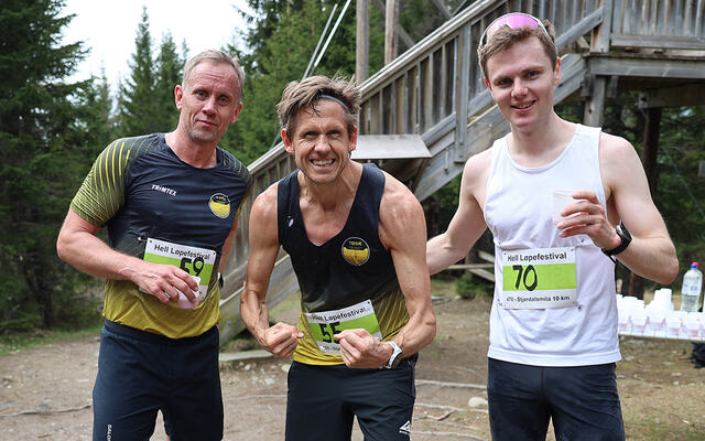 De tre beste herrene i Malvikingen Opp 2025. Fra venstre: Anders Lundli, Thomas Kjetland og Eirik Andreas Mortensbakke. (Foto: Tom-Arild Hansen)