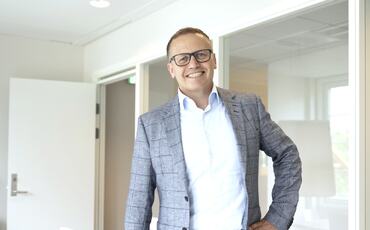 Sterke fagmiljøer og tydelige utviklingsmuligheter er det som virkelig tiltrekker talenter – ikke flotte ord i stillingsannonsen. (Foto: Thor Nielsen/SINTEF)