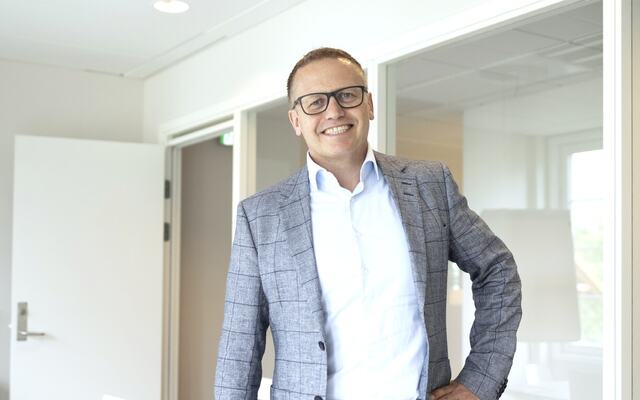Sterke fagmiljøer og tydelige utviklingsmuligheter er det som virkelig tiltrekker talenter – ikke flotte ord i stillingsannonsen. (Foto: Thor Nielsen/SINTEF)