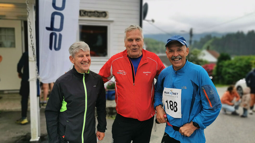 Tre fjellgeiter frå Mjøsdalen IL, f.v. Anders Boge, Øystein Øvsthus og Trygve Njåstad. (Foto: arrangør)