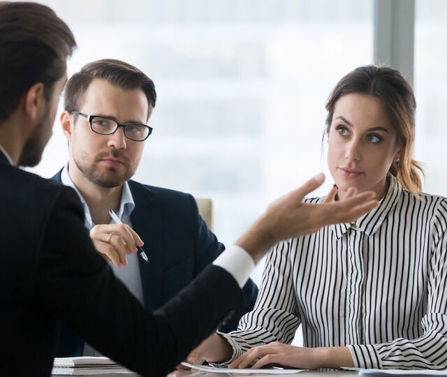 Når lederen lærer seg å lese rommet, kan problemer fanges opp før de vokser seg store. (Foto: Istock.com)