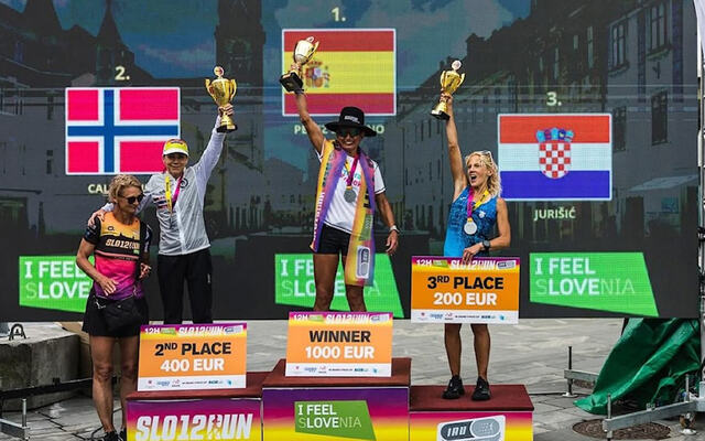 Line Caliskaner på pallen i Slovenian 12-hour run. (Bilder er hentet fra Lines facebook-side)