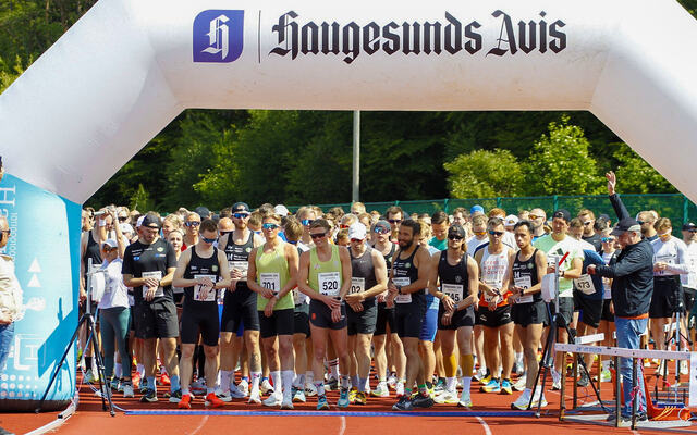 Start Haugesunds Avis Halvmaraton. (Foto Torbjørn Fjeldheim)