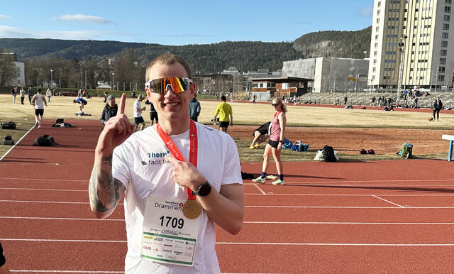 Martin Biseth var fornøyd da han løp Drammen 10k på 37.44 bare sju måneder etter at han begynte å løpe. (Foto: Christian Glenne)