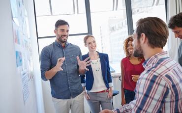 Å holde på de beste handler ikke om frynsegoder – men om ledelse, tillit og tydelig anerkjennelse. (Foto: Istock.com)