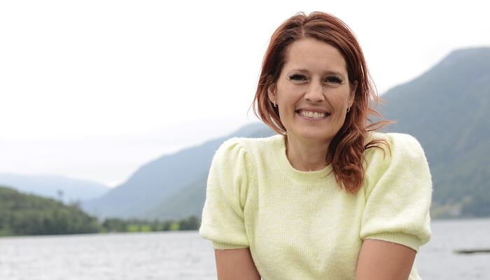Egenomsorg er ikke en pause fra lederskap – det er en forutsetning for å stå støtt når det stormer. (Foto: Omega design, Astrid Eidhammer Hjelmeland)
