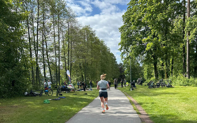 Løpetur i Tønsberg: Er det noe bedre enn å dra på oppdagelsesferd til nye steder? (Foto: Cristina Pulido Ulvang)