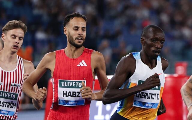 Azeddine Habz her mellom Timothy Cheruiyot og Samuel Pihlström da han også vant 1500 m i Roma for 14 dager siden. (Foto: Wanda Diamond League)