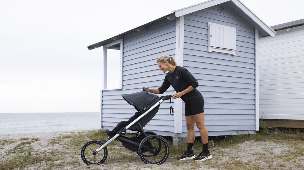 Thule Glide 3 er en joggevognen som skal være bygget for fart, komfort og sikkerhet på både asfalt og i terreng. (Alle foto: Thule)