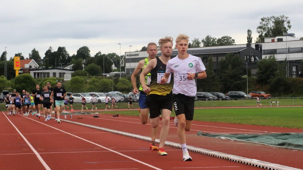 19-åringen Magnus Begsjø løp inn til seier på 33:41.