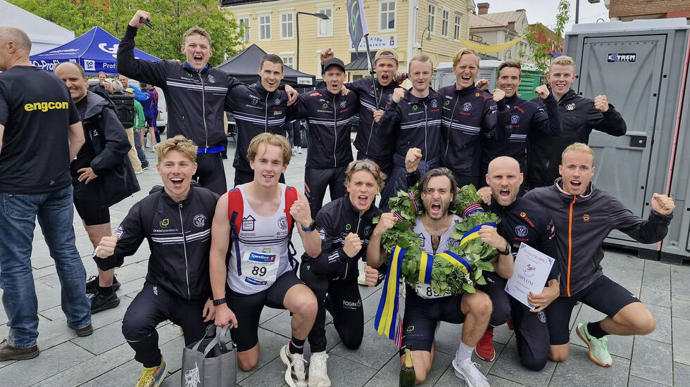 Vinnerlaget fra  Svorkmo/NOI kan juble over seieren vel fremme i Östersund. (Foto fra arrangørens FB-side)