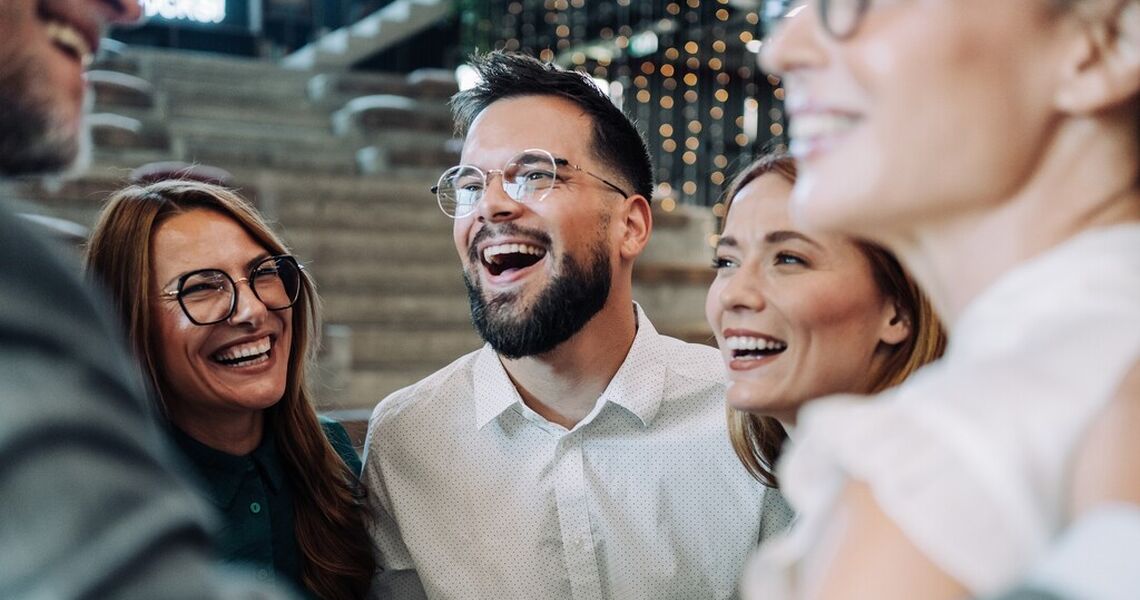 Motiverte medarbeidere trenger mer enn mål – de trenger mening, eierskap og retning. (Foto Istock.com)