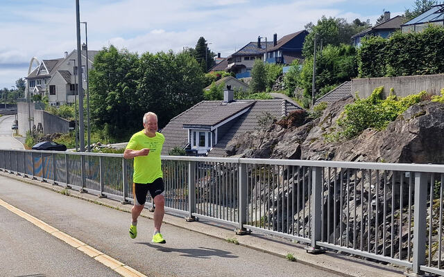 Per Gunnar Alfheim som har mye erfaring både fra egen karriere som ultraløper og som trener for andre utøvere, mener at bakkesprinter kan gi formen et ekstra løft. (Foto: Tone Lund Alfheim)