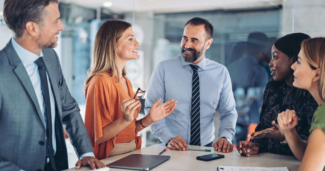 Godt organiserte møter er ikke det samme som krisekompetanse. Ledere må trene på samspill, ikke bare struktur. (Foto: Istock.com)