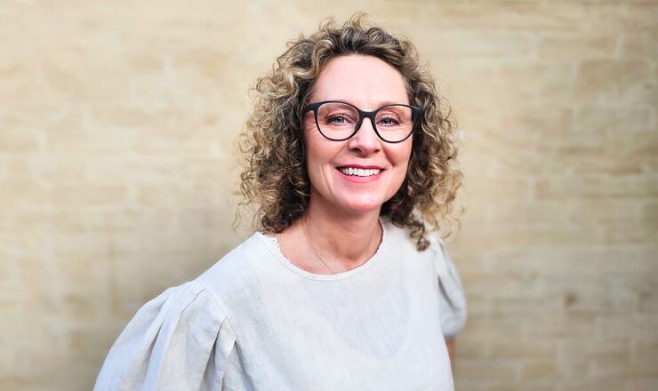 Miriam Rasch partner i Marshmallow forteller at om vi skal utvikle effektive ledergrupper og bærekraftige virksomheter i dag, må vi forstå hva som faktisk kjennetegner de beste teamene. (Foto: privat))