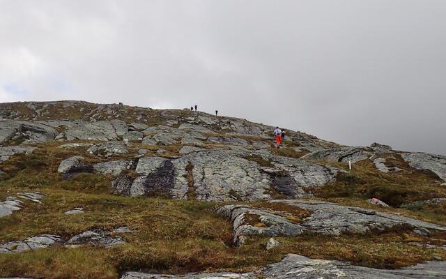 Meråker Mountain Challende er ett av 27 norske ultraløp i august. De som løper NM terrengultra på 70 km må blant annet over fjellet Midtiklumpen etter 55 km. (Foto: Olav Engen)