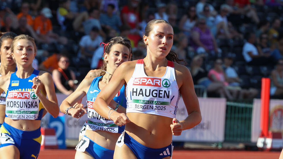 Nora Haugen med sterk EM-debut og pers på 800 meter på Fana Stadion. (Foto: Arne Dag Myking)