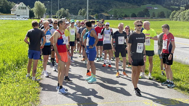 Snart er det klart for ny start i Hornindalsvatnet maraton. (Foto: arrangøren)