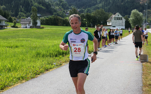Hilmar Kråkenes i front på maraton. Foto: Martin Hauge-Nilsen / Kondis