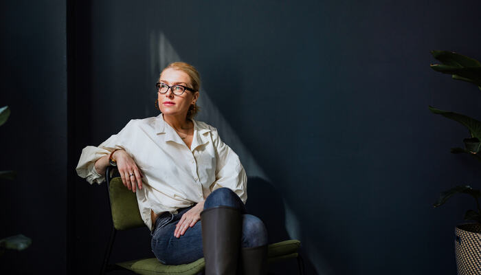 «Fortell meg mer» er kanskje det viktigste verktøyet for å bli en modigere leder. (Foto: Istock.com)