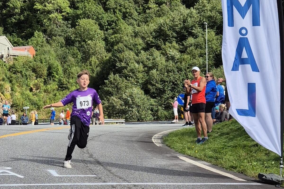 LÅ (6)