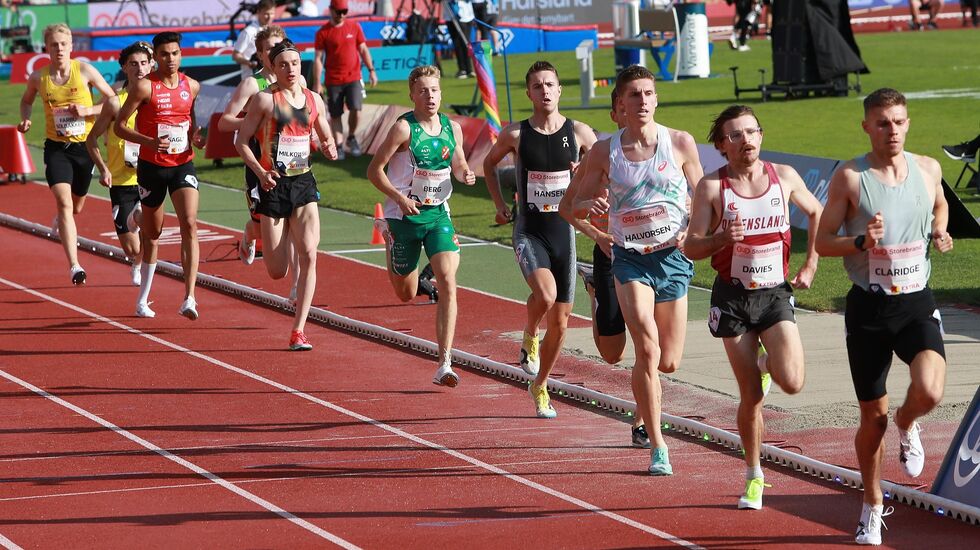 Andreas Fjeld Halvorsen, her på 1500 m under forøvelsene i årets Bislett Games, løper Sankthanshaugen 5000 på  lørdag. (Foto: Kjell Vigestad)