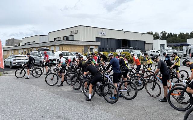 Det var 39 menn og to kvinner som stilte til start i Trehjørningen til andre test for sesongen. (Foto: Hilde Hagevik Odde)