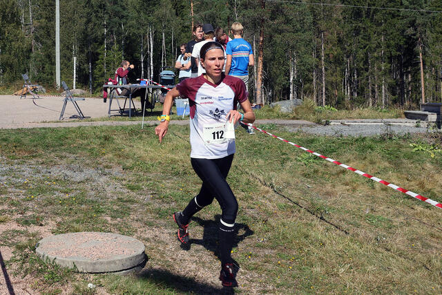 Anne Margrethe Hausken Nordberg løper Nydalen inn til KM gull