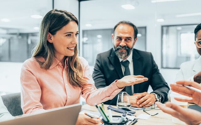 Ulike generasjoner kan enten kollidere eller komplementere hverandre – det er lederens rolle å avgjøre utfallet. (Foto: Istock.com)