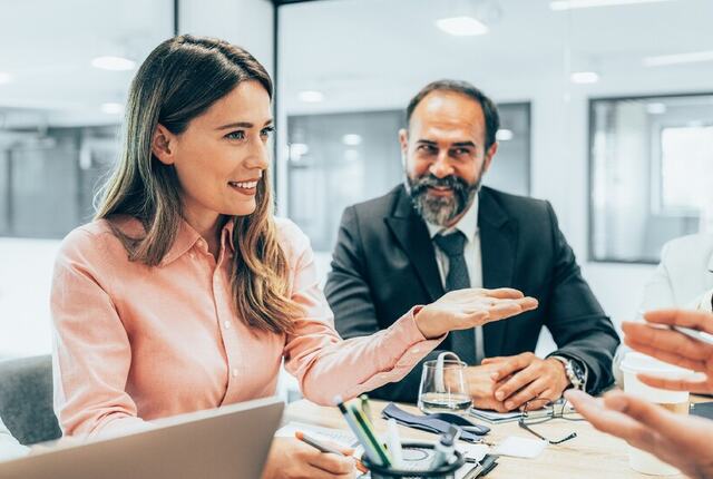 Ulike generasjoner kan enten kollidere eller komplementere hverandre – det er lederens rolle å avgjøre utfallet. (Foto: Istock.com)