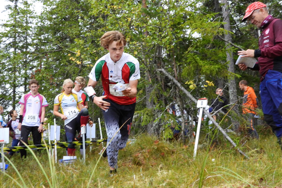 Ola Dåsnes stormer ut fra start