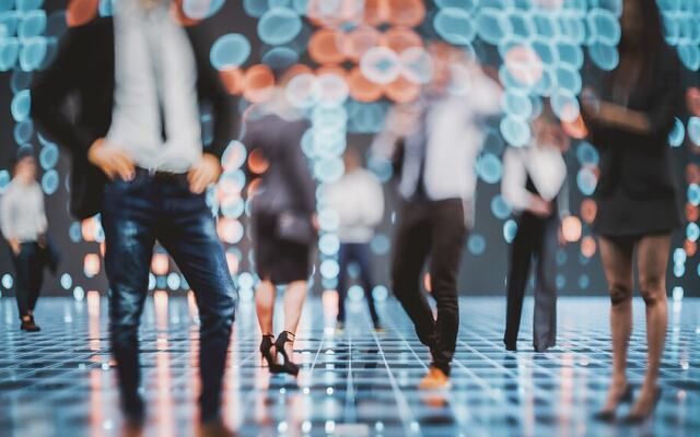 Selvtillit vokser i samspill – når ledere tør å vise sårbarhet og samtidig bygger trygghet hos andre. (Foto: Istock.com)