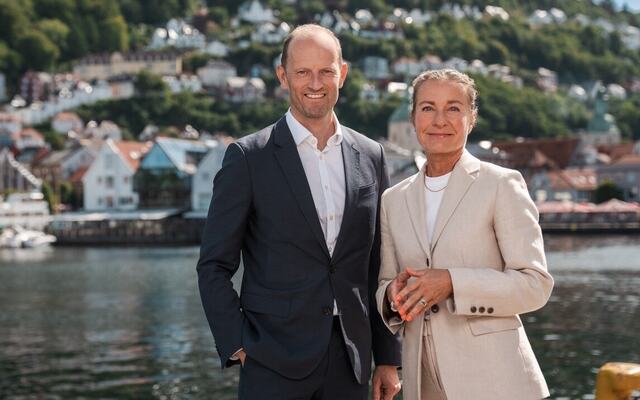 Antallet norske vekstselskaper har falt dramatisk siden 2022 – en trend som setter press på både dagens regjering og næringslivsledere. (fra venstre, Ronny Junge-Larsen, leder for bedriftsmarkedet i Danske Bank. Ina K. Rosenberg, leder for EY Entrepreneur Of The Year i Norge.)