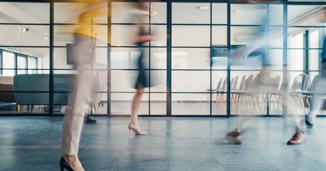 Mange arbeidsgivere ser etter den samme «trygge kandidaten» – uavhengig av hva jobben faktisk krever. (Foto: istock.com)