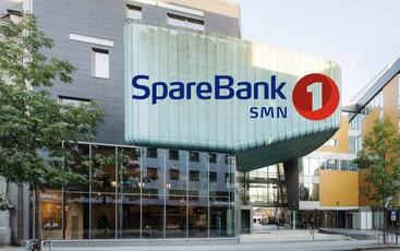 SpareBank 1 SMN har utviklet egne KI-assistenter i samarbeid med Computas. Den trønderske «Korsn Copilot» hjelper 1700 ansatte med å finne svar raskere og jobbe smartere – uten å miste kontrollen over data og sikkerhet.