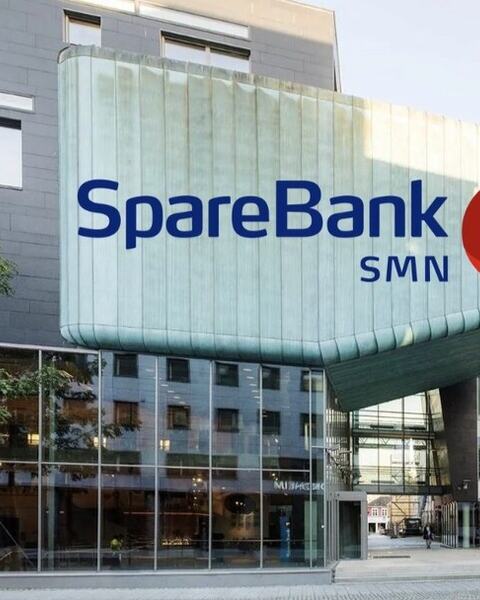 SpareBank 1 SMN har utviklet egne KI-assistenter i samarbeid med Computas. Den trønderske «Korsn Copilot» hjelper 1700 ansatte med å finne svar raskere og jobbe smartere – uten å miste kontrollen over data og sikkerhet. SpareBank 1 SMN har utviklet egne KI-assistenter i samarbeid med Computas. Den trønderske «Korsn Copilot» hjelper 1700 ansatte med å finne svar raskere og jobbe smartere – uten å miste kontrollen over data og sikkerhet.