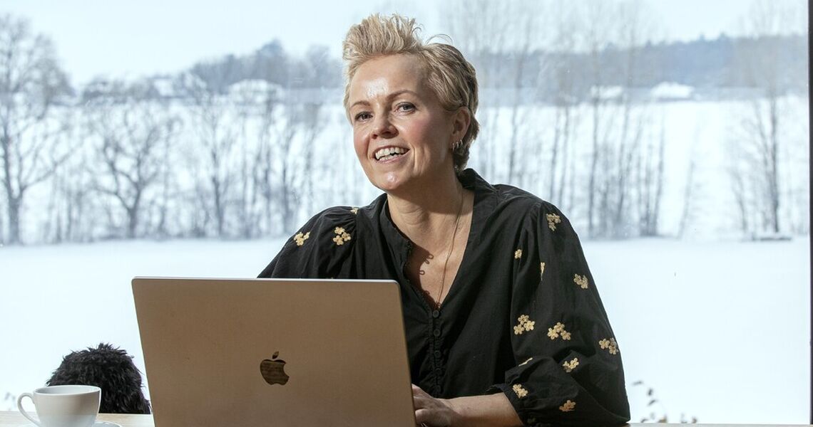 Én samtale kan gjøre forskjellen. Jobbliste-metoden hjelper ledere å ta dialogen i tide – og bygge tillit som forebygger fravær. (Foto: Peder Gjersø) Én samtale kan gjøre forskjellen. Jobbliste-metoden hjelper ledere å ta dialogen i tide – og bygge tillit som forebygger fravær. (Foto: Peder Gjersø)