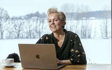 Én samtale kan gjøre forskjellen. Jobbliste-metoden hjelper ledere å ta dialogen i tide – og bygge tillit som forebygger fravær. (Foto:  Peder Gjersø)