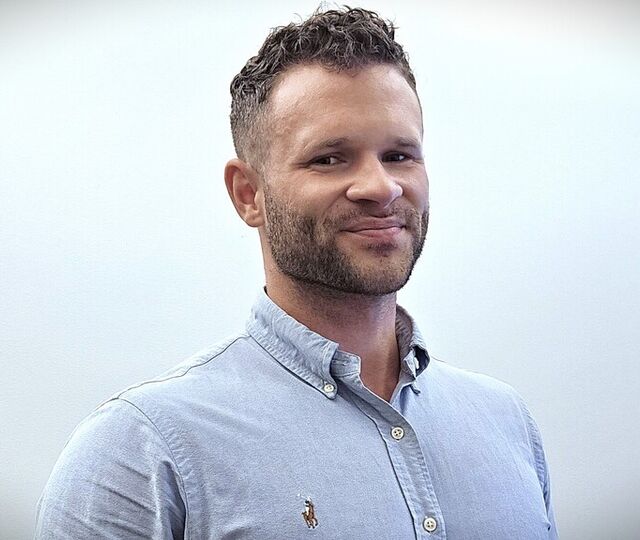 Christoffer Abbedissen: Kjedsomhet på jobb handler sjelden om innsats, men om manglende samsvar mellom personlighet, motivasjon og arbeidsmiljø. (Foto: Privat)